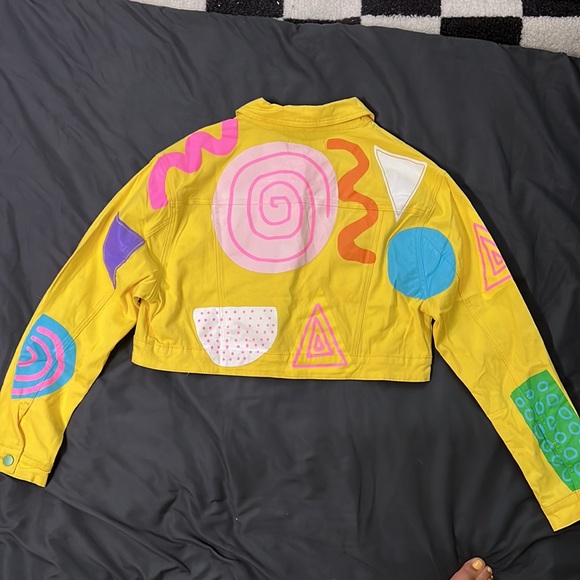 Dolls Kill x Zigzag Y2K Colorful Doodle Yellow Cropped Denim Jacket - Picture 3 of 3